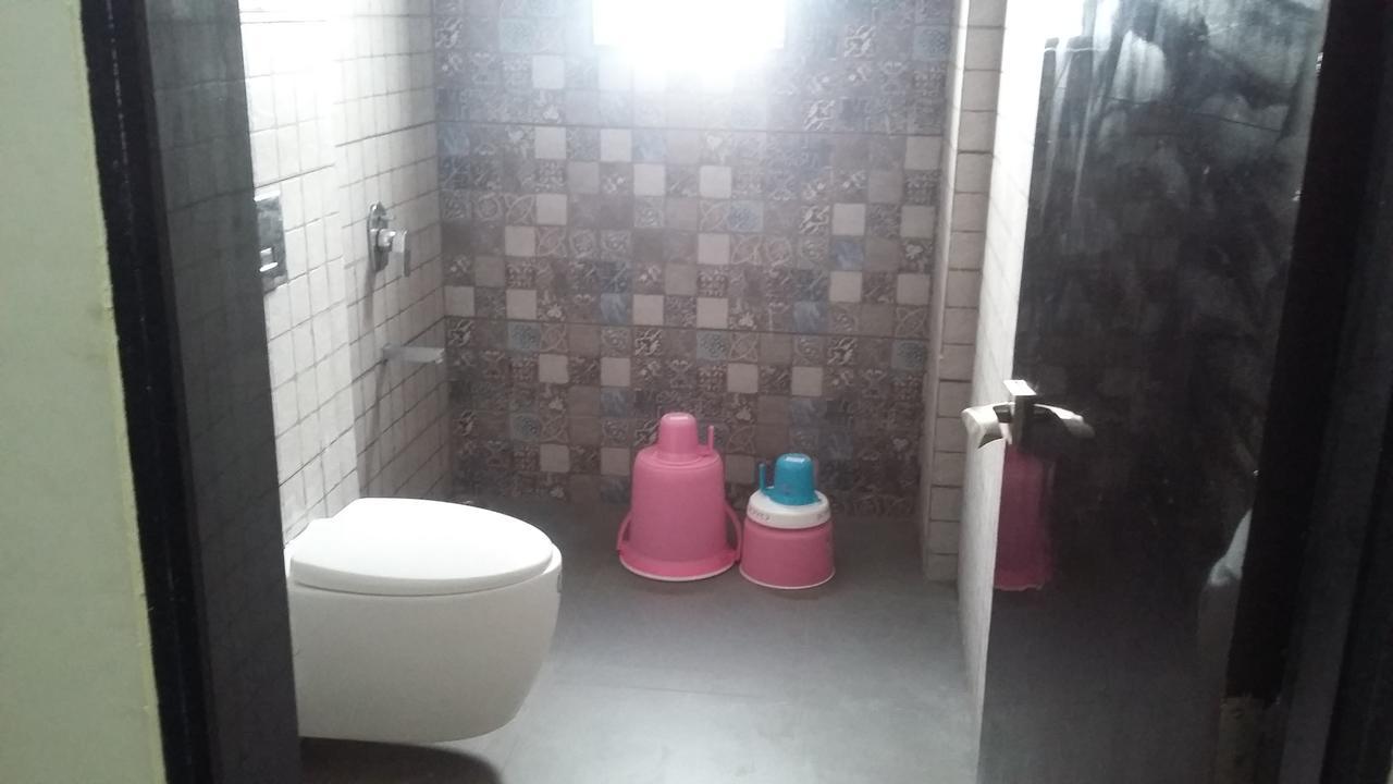 Hotel Casa Green Shirdi Bagian luar foto